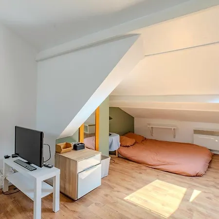 Hypercentre - Train Station 5 Minutes Away Apartment *